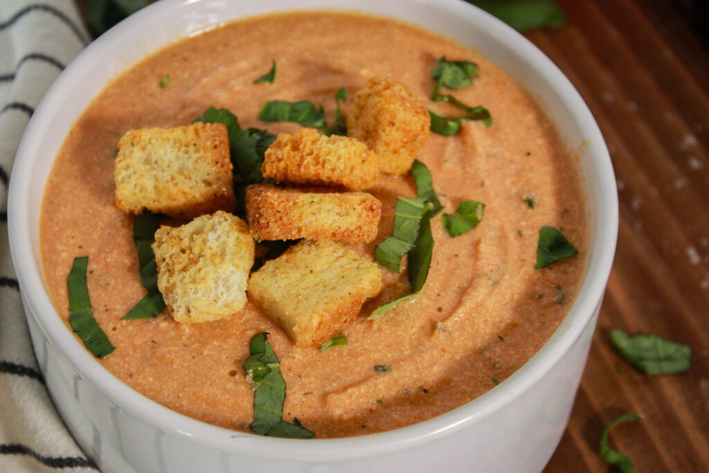 roasted tomato soup with croutons