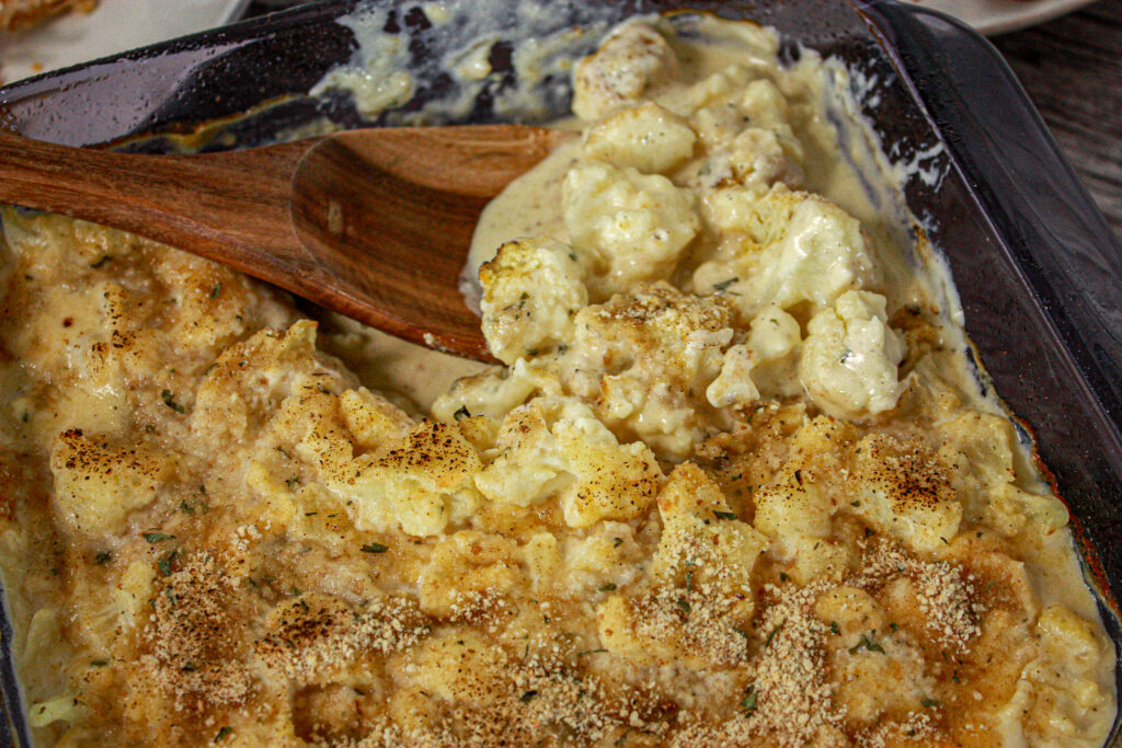 cauliflower vegan mac 