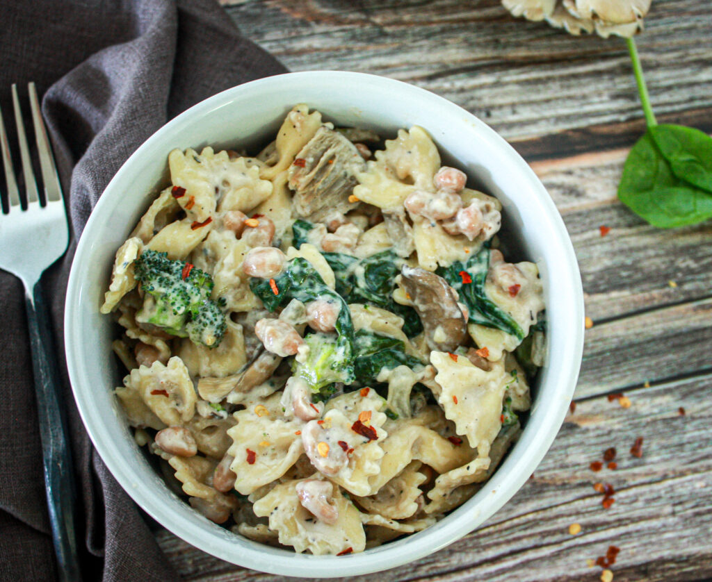 vegan alfredo with beans