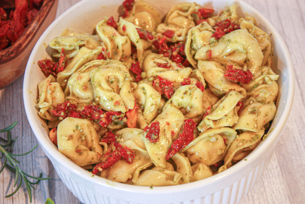 pesto tortellini