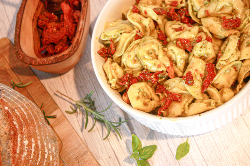 pesto sun dried tomato tortellini